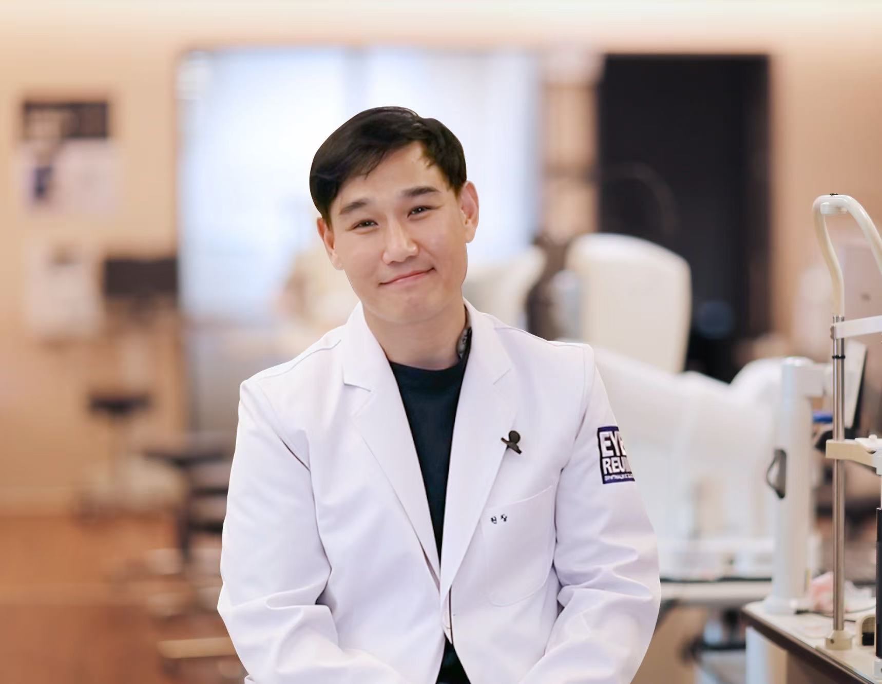 Seoul Eye Clinic Contributes Long-Term Clinical Data to International Cataract and Refractive Surgery Research